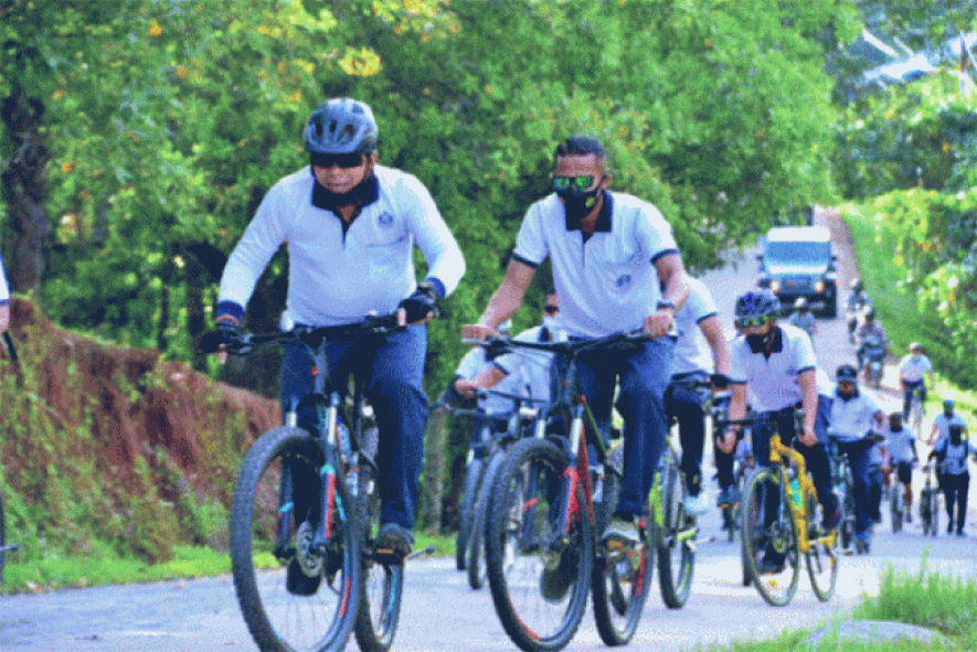 Danpasmar 3 Sorong Gowes Bersama Pejabat TNI AL