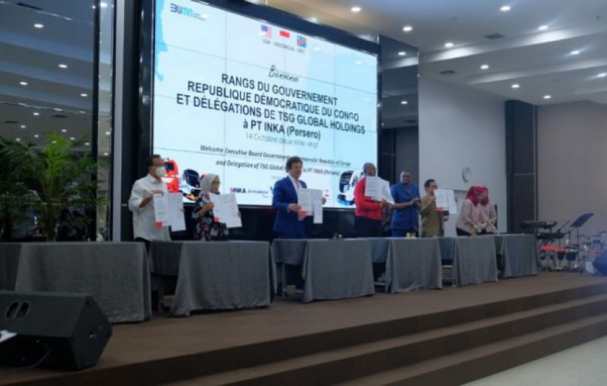 Penandatanganan Kontrak Pengerjaan Sejumlah Proyek Infrastruktur oleh Sejumlah BUMN Indonesia dengan Perusahaan Rekan TSG Global Holdings dan Perwakilan Pemerintah RD Kongo (Photo by Kemlu)