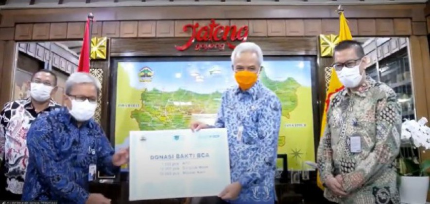 BCA Donasikan APD dan 30.000 Kain Masker ke Provinsi Jateng