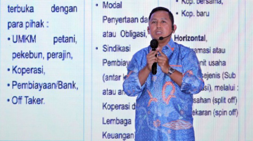 Deputi Bidang Pengawasan Kementerian Koperasi dan UKM Ahmad Zabadi 