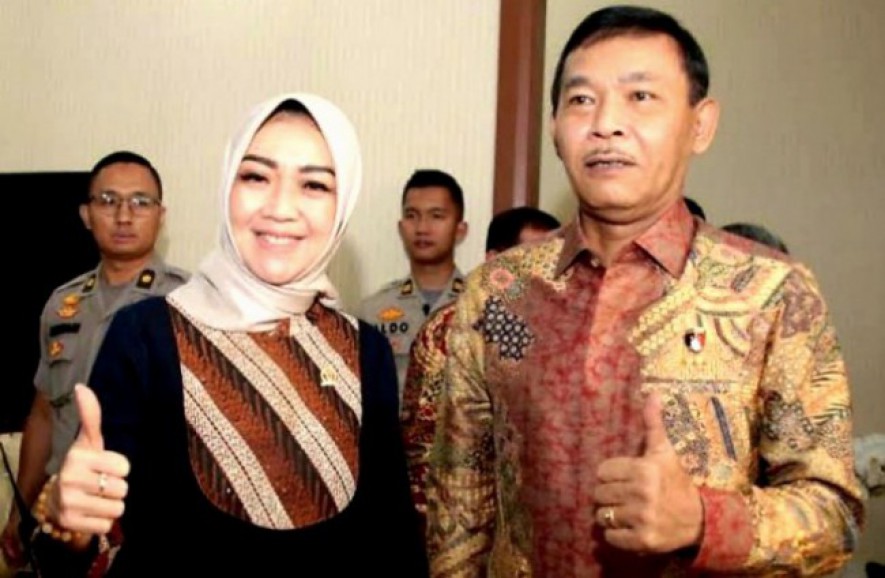 Anggota DPR Eva Yuliana bersama Kapolri Jendral Azis Idham ( foto Dok Partai Nasdem)