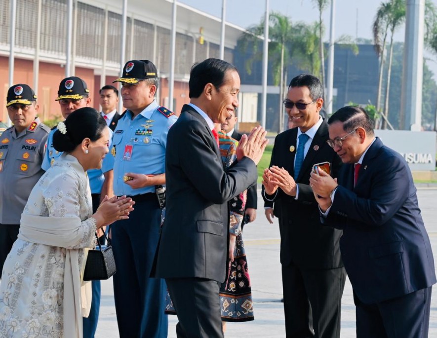 President Jokowi and First Lady Iriana left for Singapore, from the Indonesian Air Force Base, Jakarta, Wednesday (07/06/2023). (Photo: BPMI Setpres)