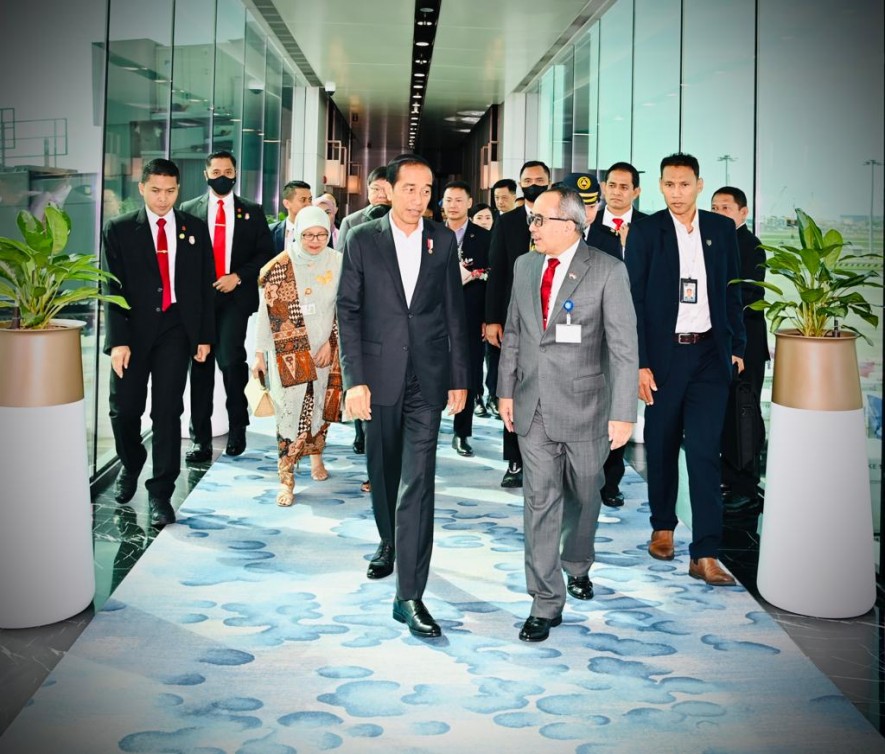 President Jokowi arriving at Changi International Airport, Singapore, Wednesday (07/06/2023). Photo: Laily Rachev 
