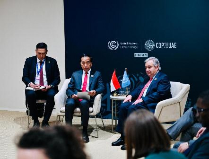 President Jokowi, UN Secretary General Discuss Climate Action, Gaza Situation Read more: https://setkab.go.id/en/president-jokowi-un-secretary-general-discuss-climate-action-gaza-situation/