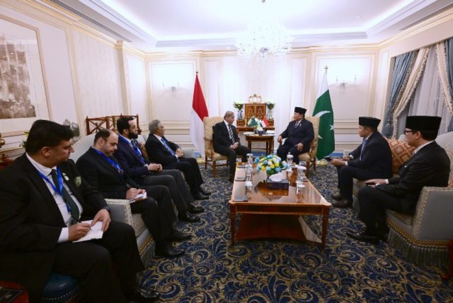 President Subianto Meets with Pakistani PM to Boost Economic, Trade Cooperation 